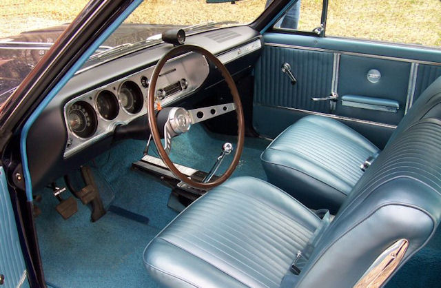 N34 optional simulated wood steering wheel