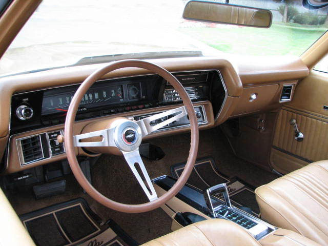 1970 Chevelle Steering Wheels And Door Panels